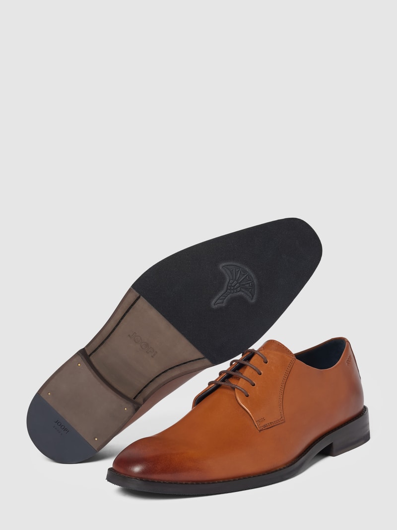 Derby-Schuhe aus Leder in cognac
