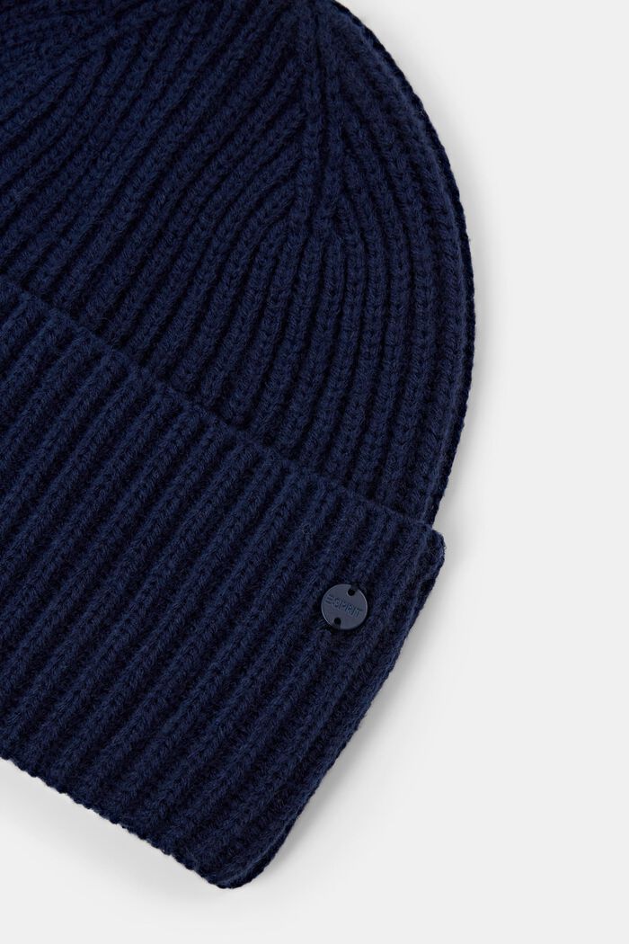 Rippstrick-Beanie