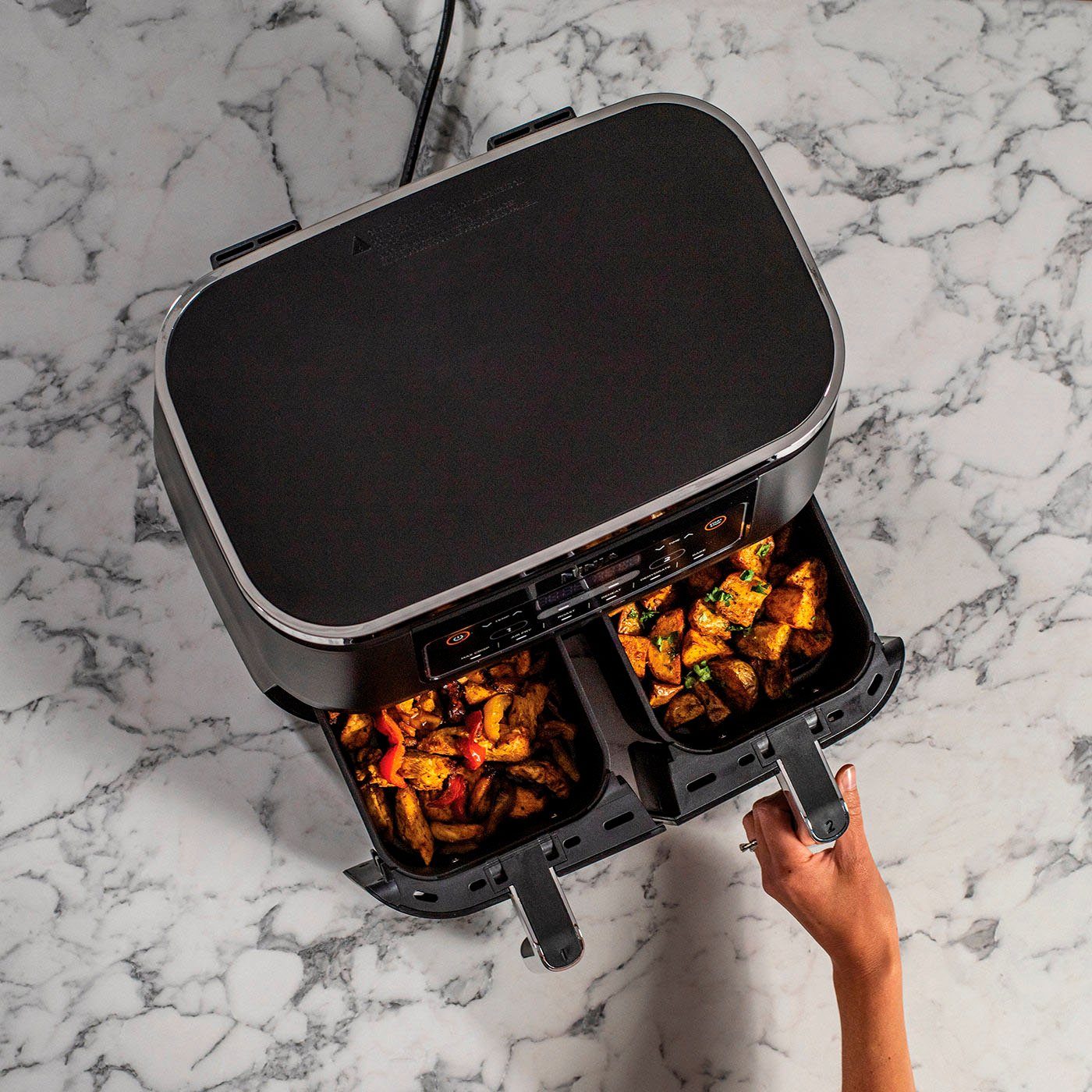 NINJA Heißluftfritteuse Foodi Dual Zone AF300EU, 2400 W, je 0,9 kg Kapazität incl. 2x Knusperblech