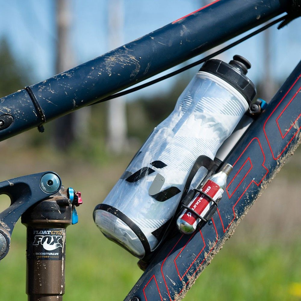 Blackburn Carbon Side Entry Cage Flaschenhalter Right kaufen | Bike-Discount