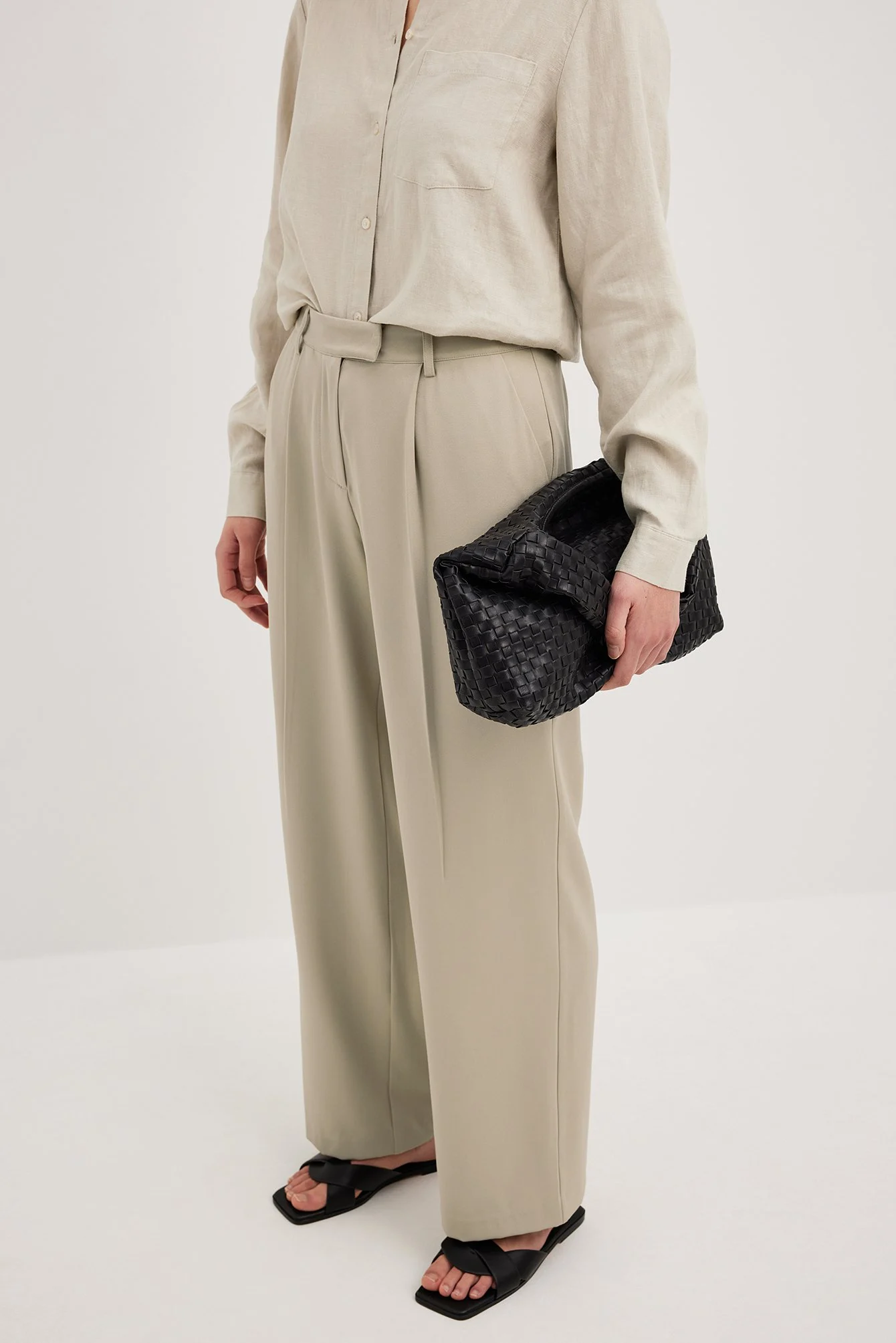 Anzughose mit mittlerer Taille und geradem Bein