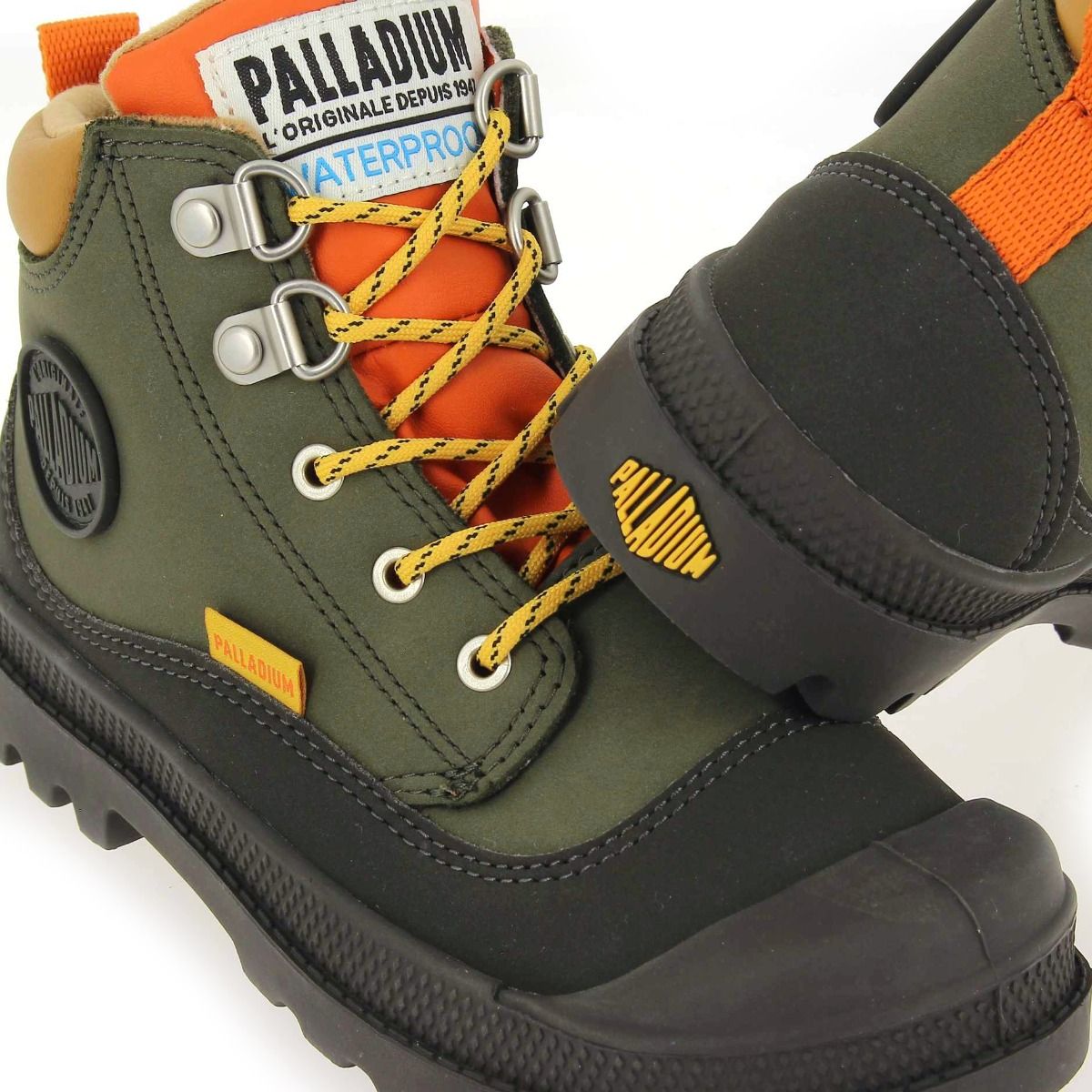 Palladium  PAMPA HI CUFF HKR WP - Kaki Orange
