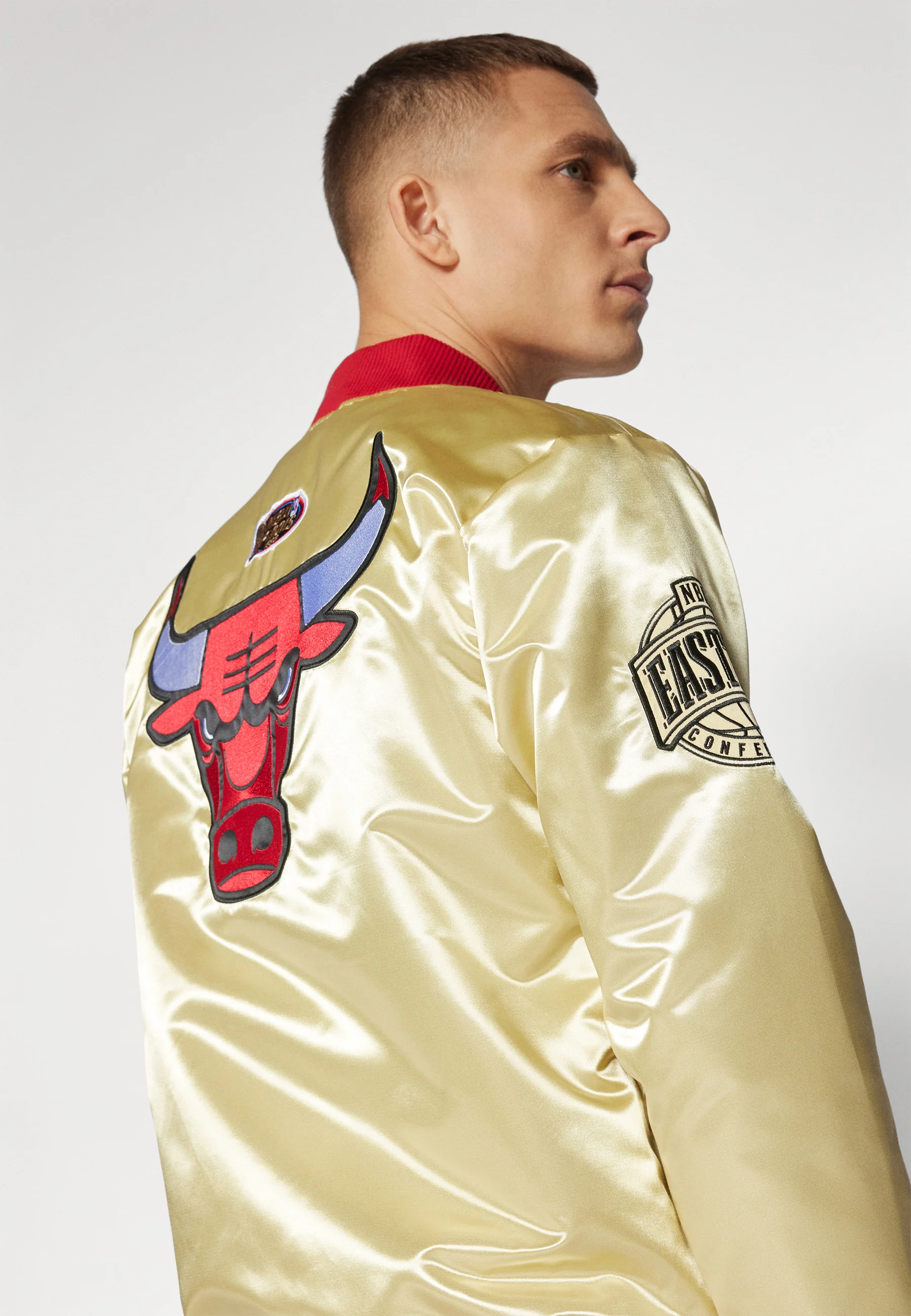 Mitchell & Ness NBA CHICAGO BULLS TEAM CHAQUETA LIGERA - Chaqueta bomber