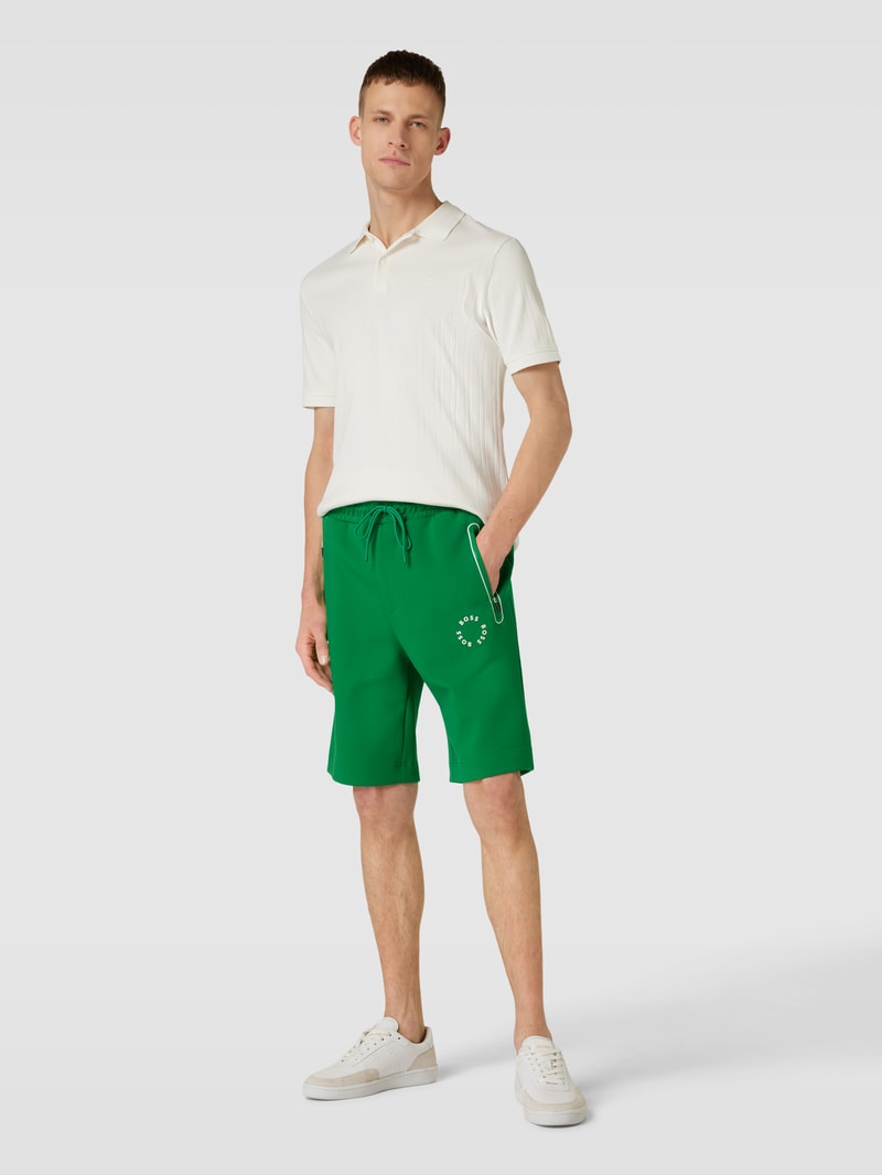 Sweatshorts mit Motiv-Print in hellgrün