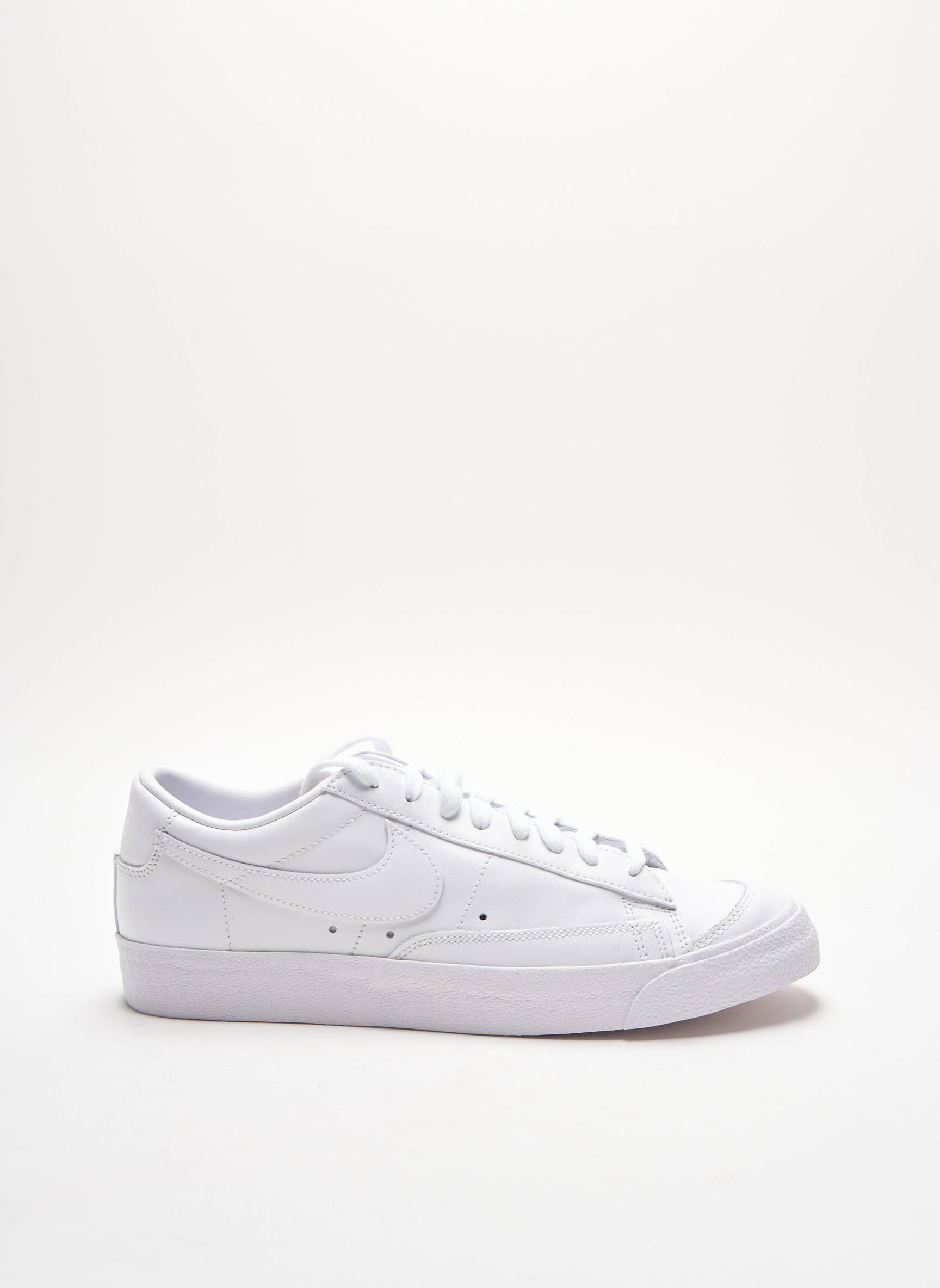 Nike Baskets Femme couleur blanc
