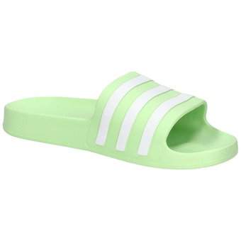 adidas Adilette Aqua Slides in grün
