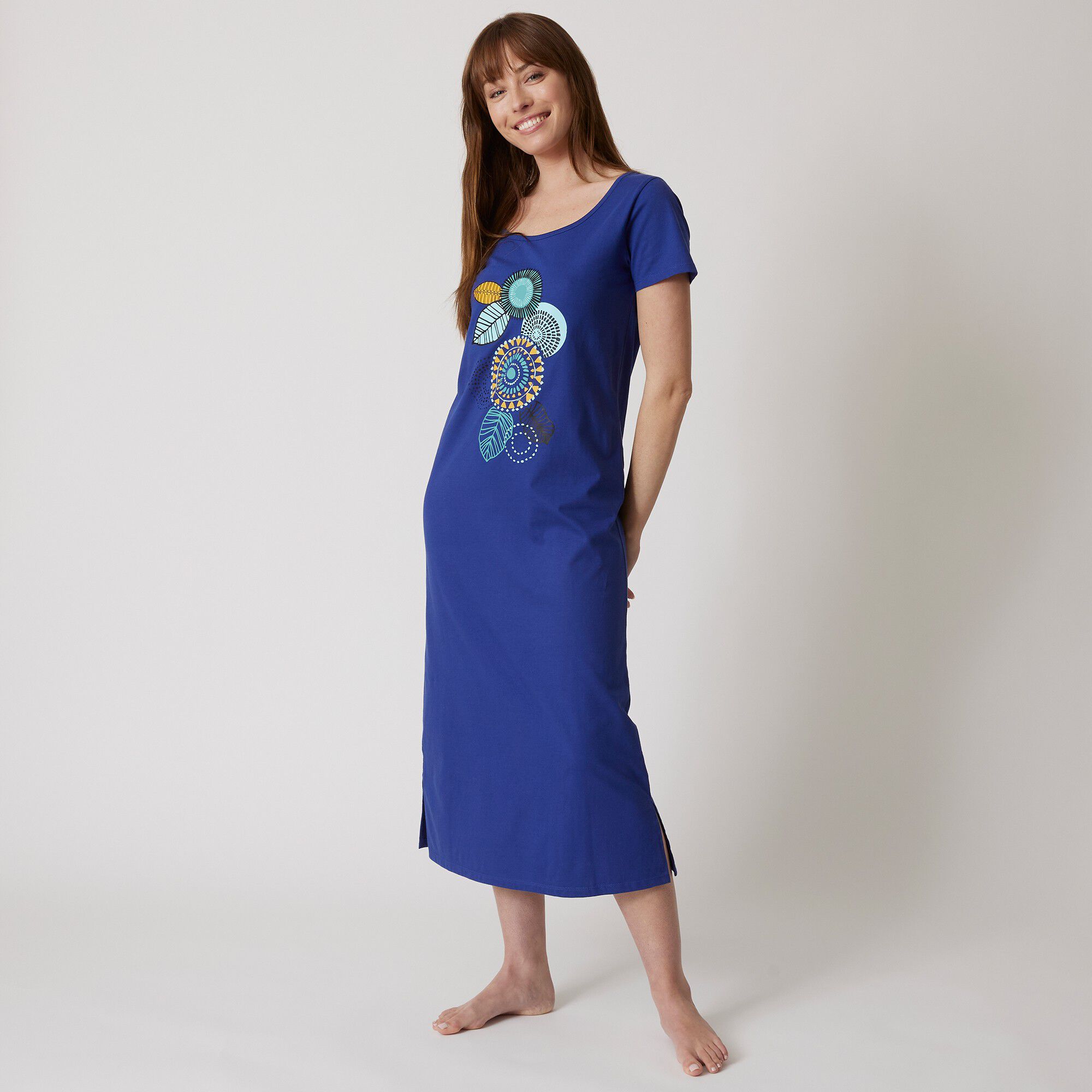 Chemise de nuit longue manches courtes motif «rosaces »