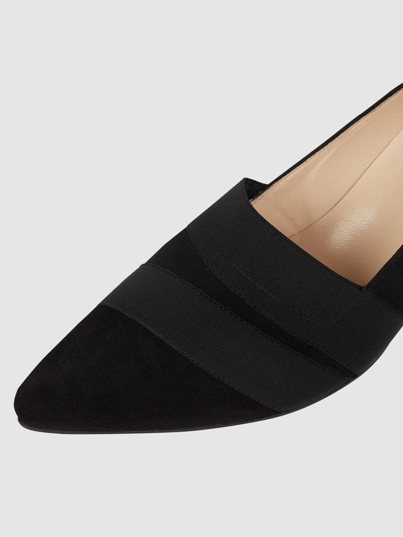 Pumps aus Leder in schwarz