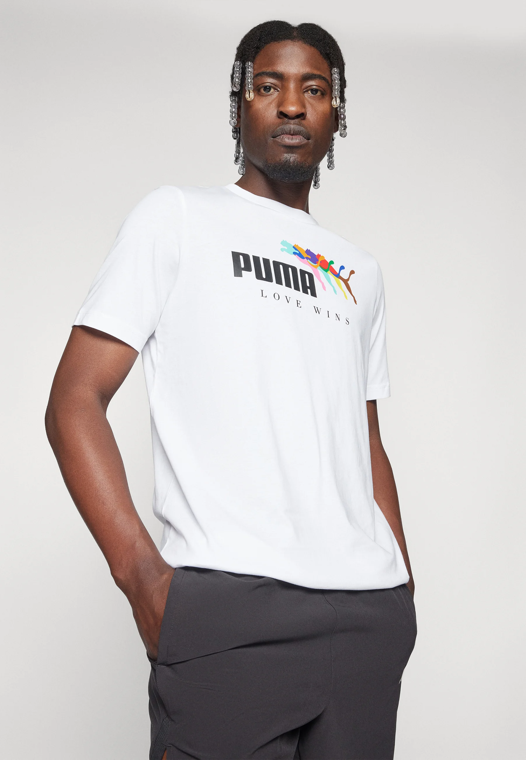 Puma LOVE WINS TEE - Camiseta con estampado