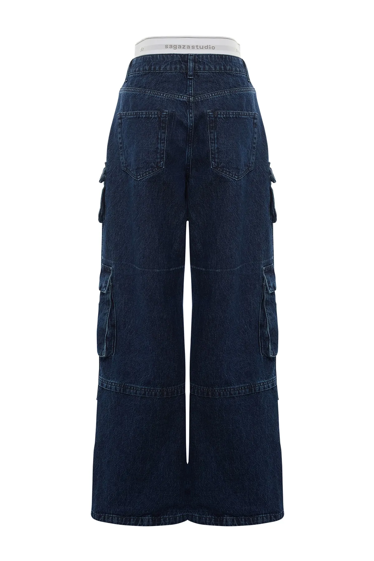 Trendyol Collection  X Sagaza Studio Blaue Jeans mit Taschendetails TPRAW23JE00005