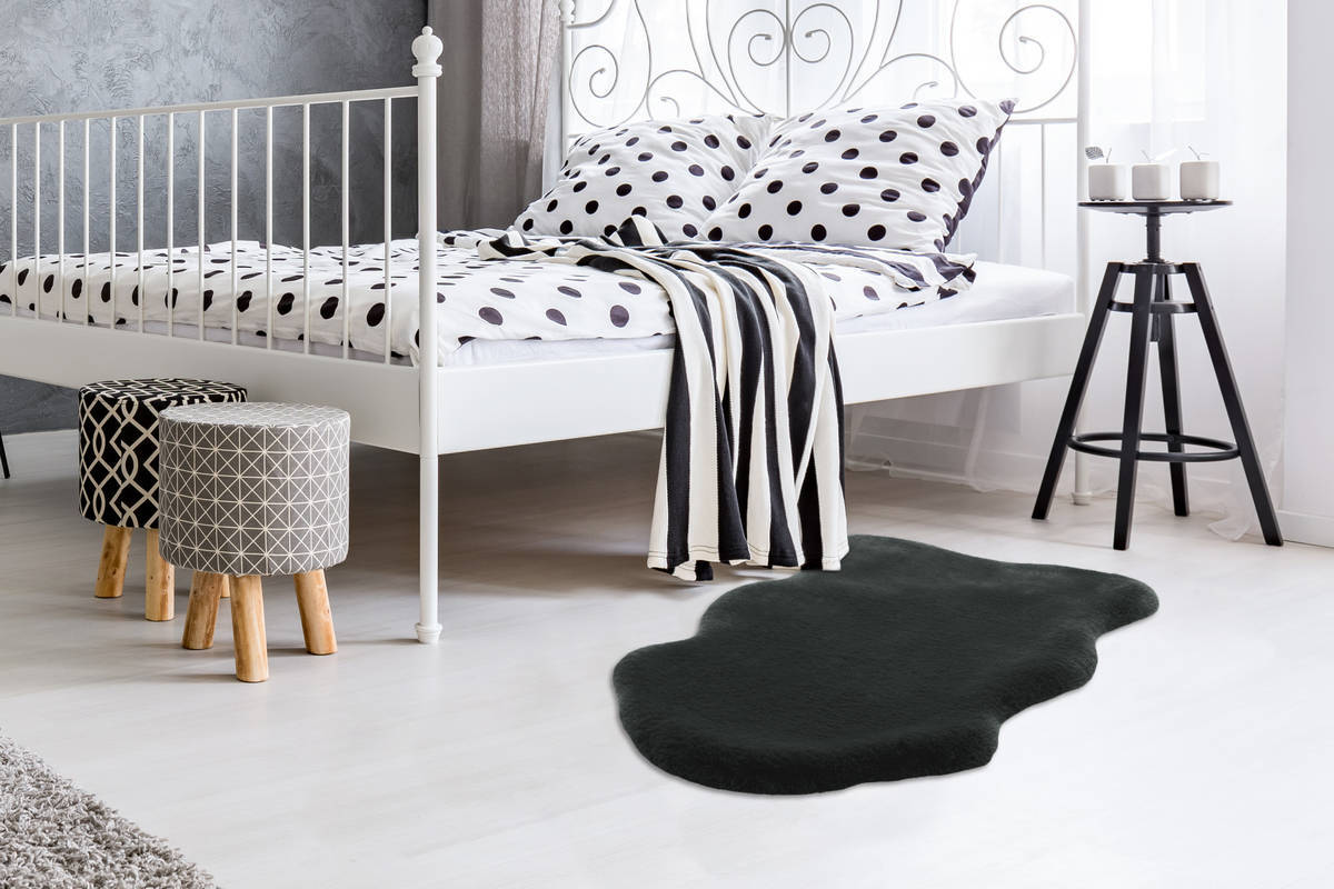 Arte Espina Rabbit Sheepskin 200