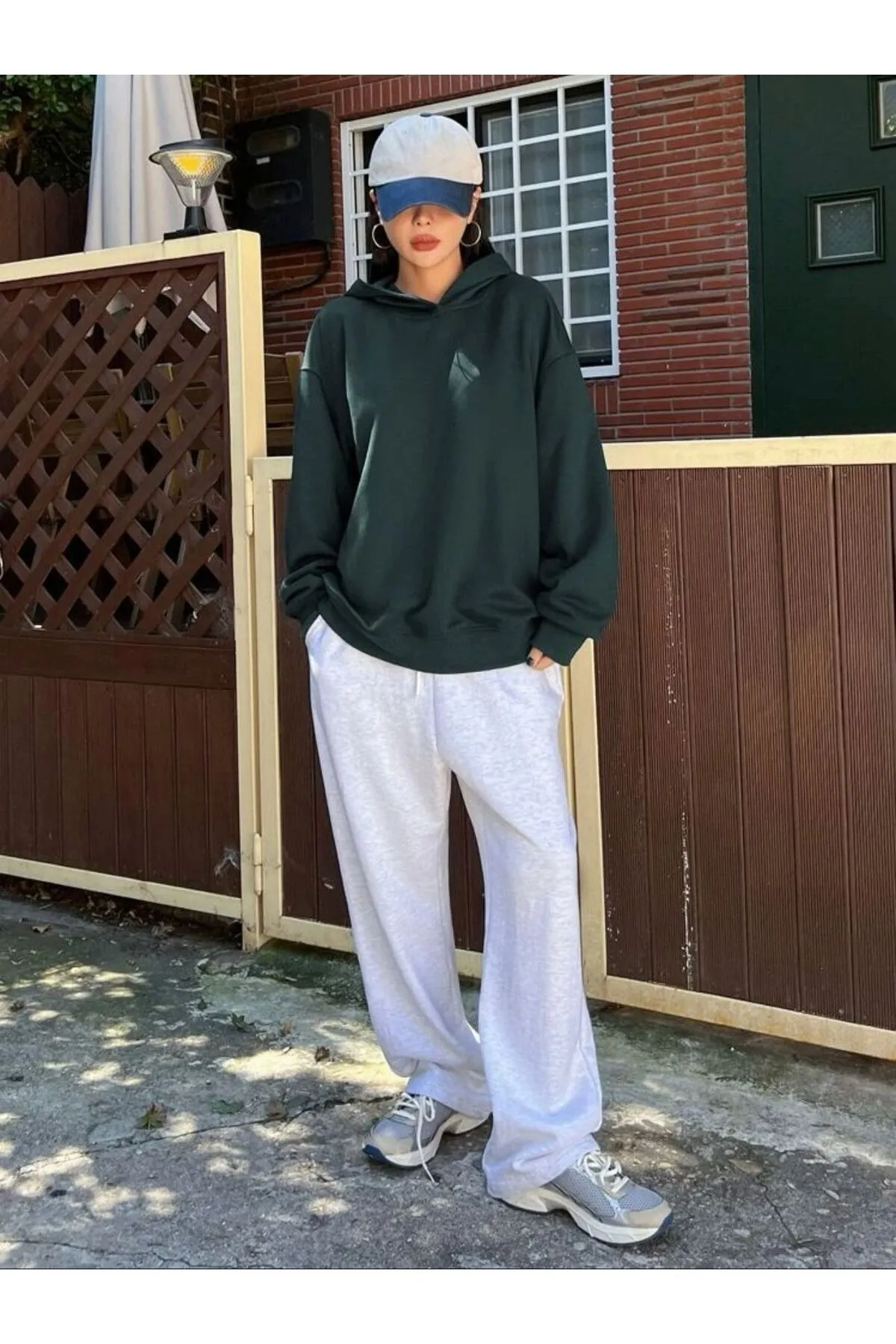 MOONBULL  Sweatshirt - Grün - Regular Fit