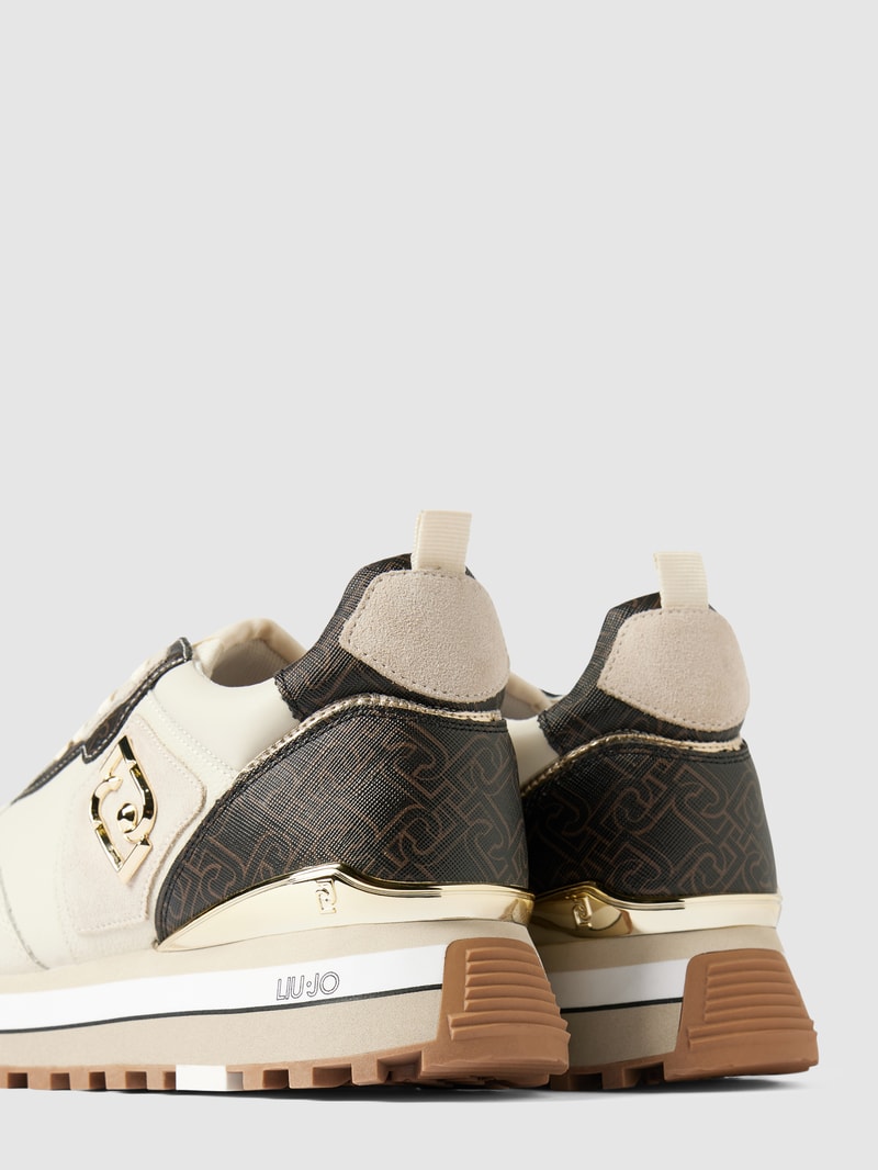 Sneaker mit Label-Print in beige
