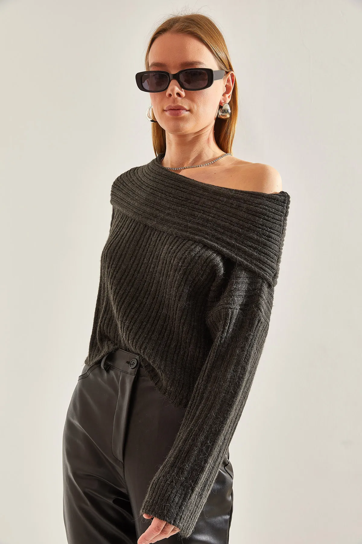 Bianco Lucci  Damenpullover mit Rüschenkragen