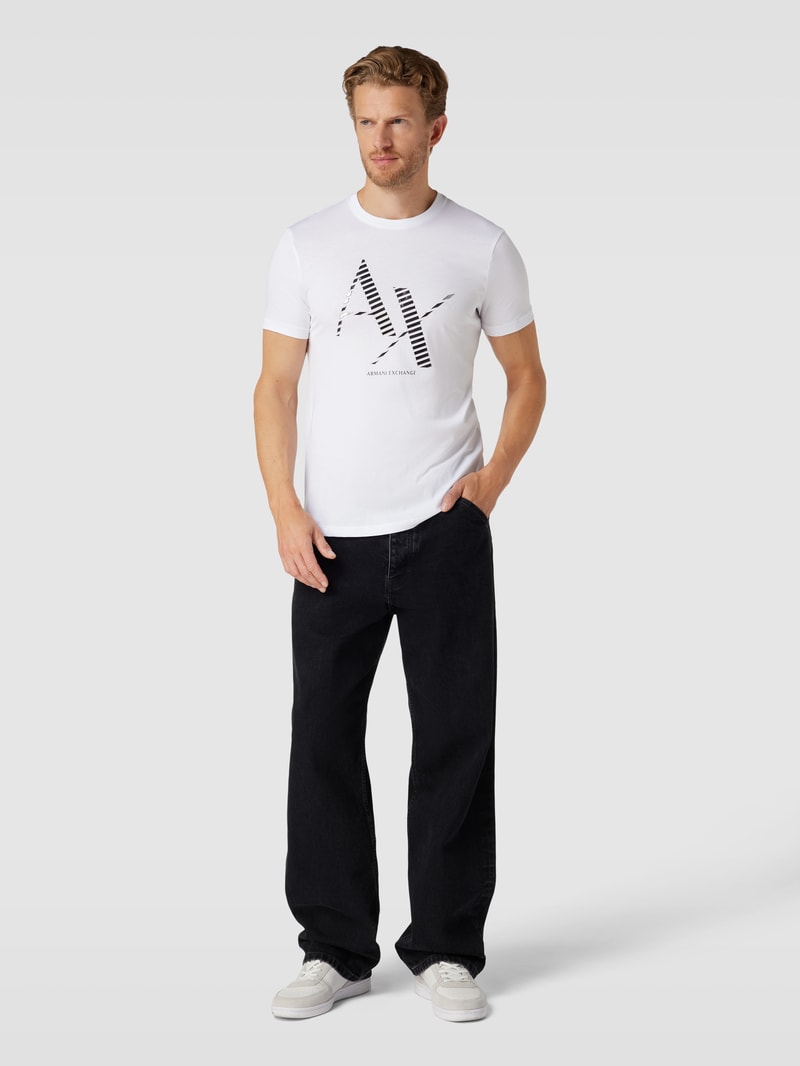 T-Shirt mit Label-Print und Rundhalsausschnitt in weiß