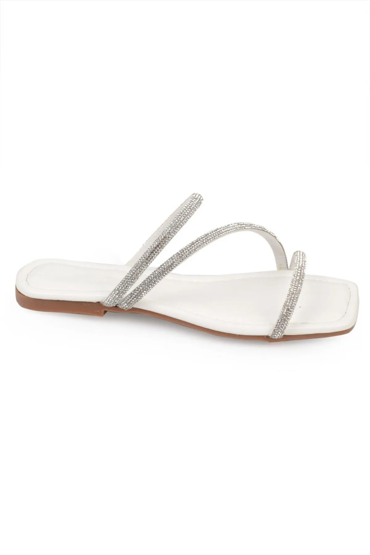 Capone Outfitters  Capone Stoned 3-Stripes Flat Heel Quilted White Damenhausschuhe