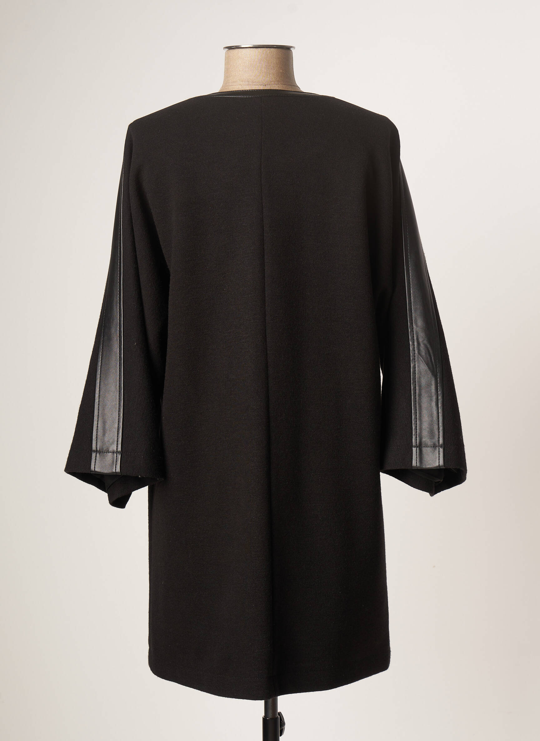 Meri Esca Manteaux Longs Femme couleur noir
