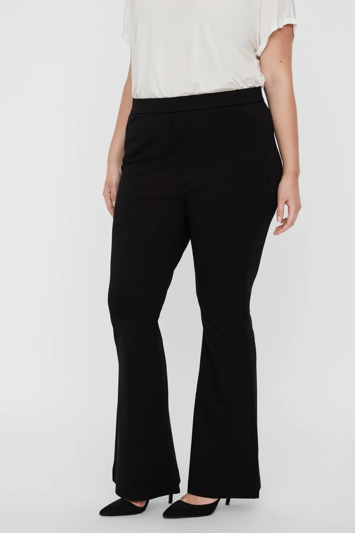 Veromoda Curve  Große Größen in Hose - Schwarz - Bootcut
