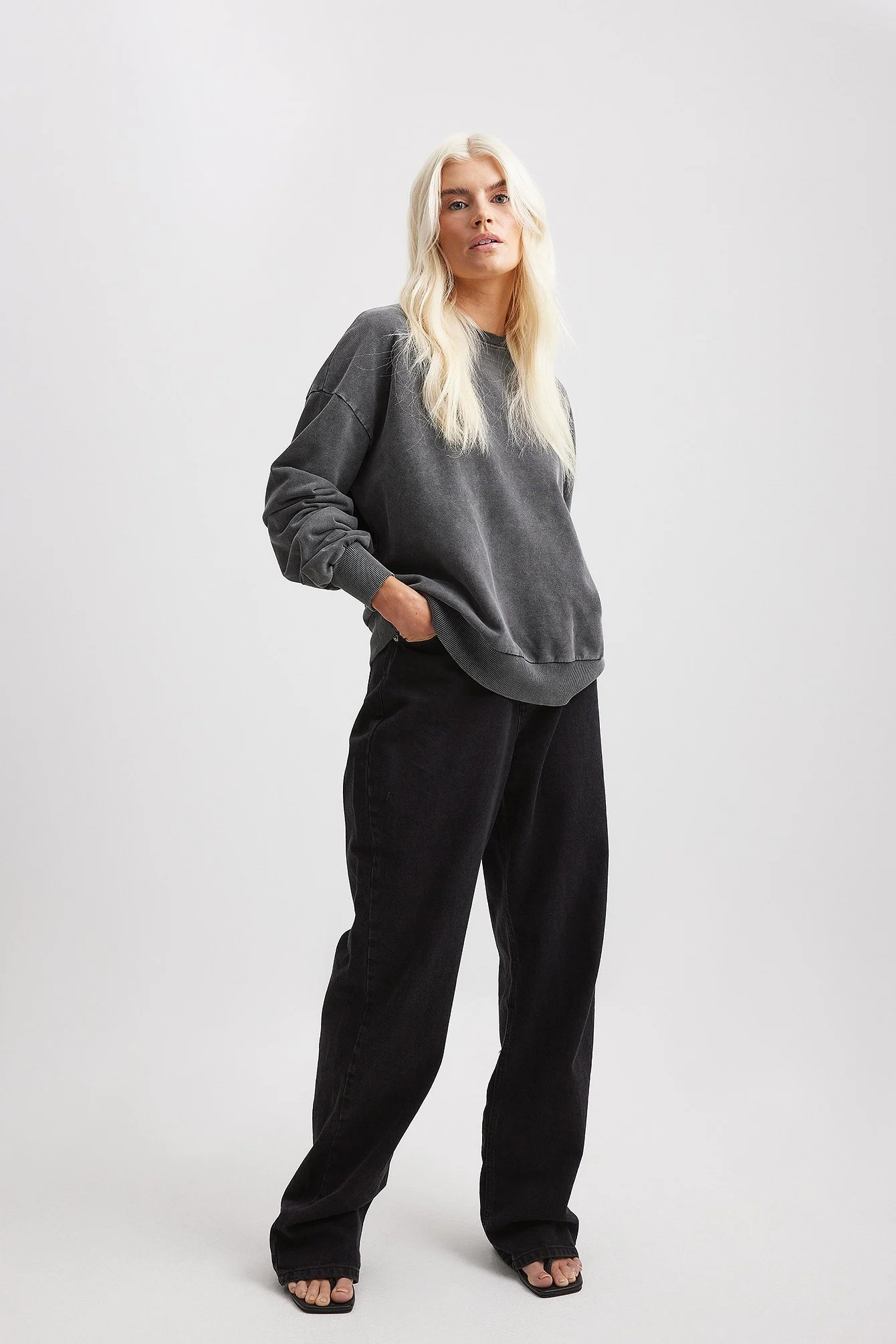 Oversize-Pullover in Acid-Wash-Optik