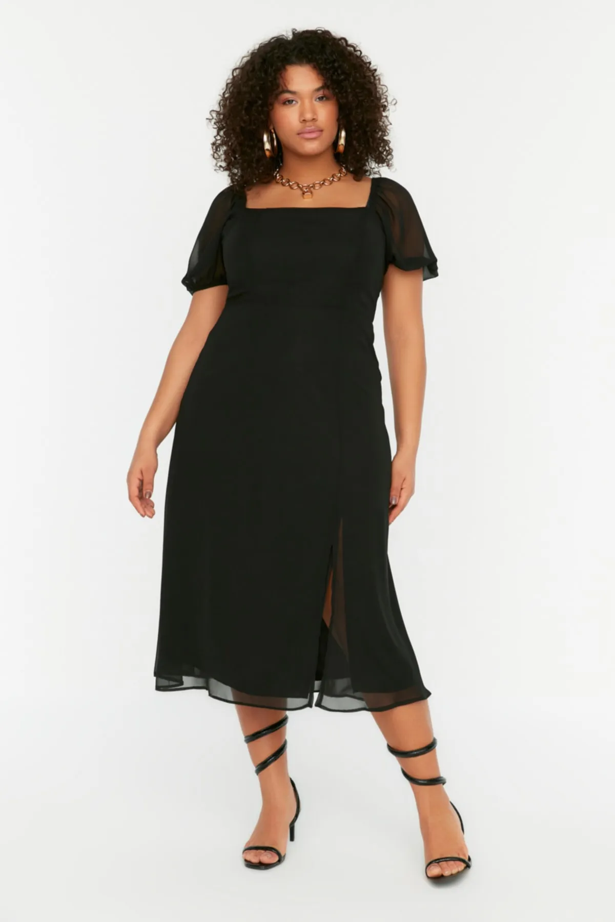 Trendyol Curve  Schwarzes gewebtes Kleid mit Schlitz TBBSS22AH0012