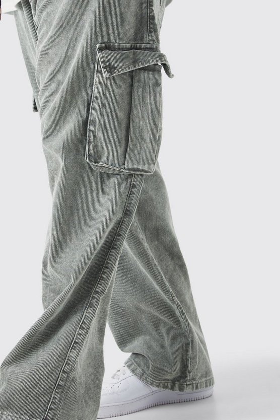 Plus lockere Cord-Cargohose mit Acid-Waschung