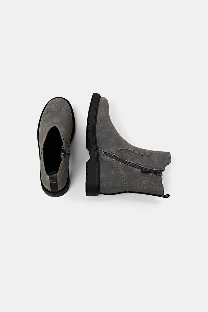 Stiefel in Leder-Optik