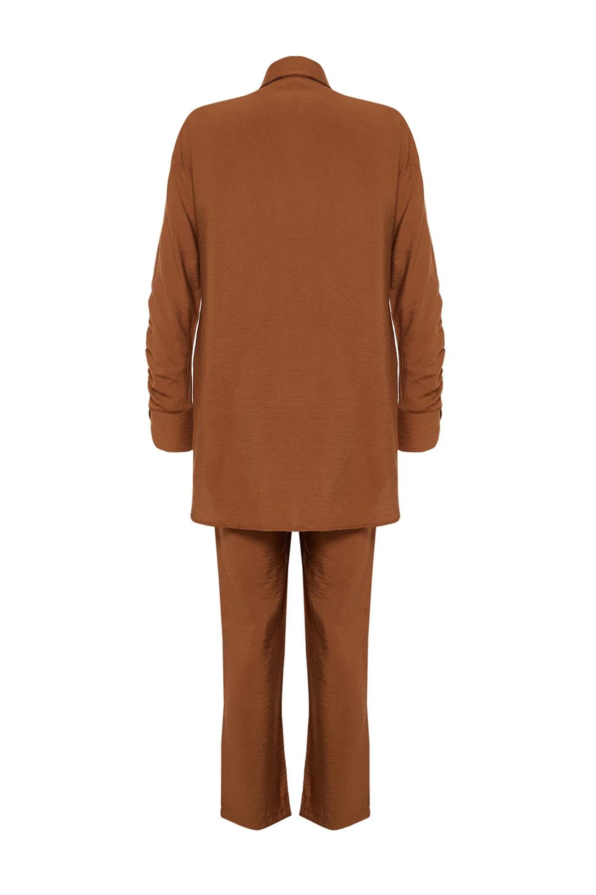 Trendyol Modest  Anzug mit braunen Ärmeln, gerafftem Aerobin-Hemd und gewebter Unterseite oben TCTSS24US00036