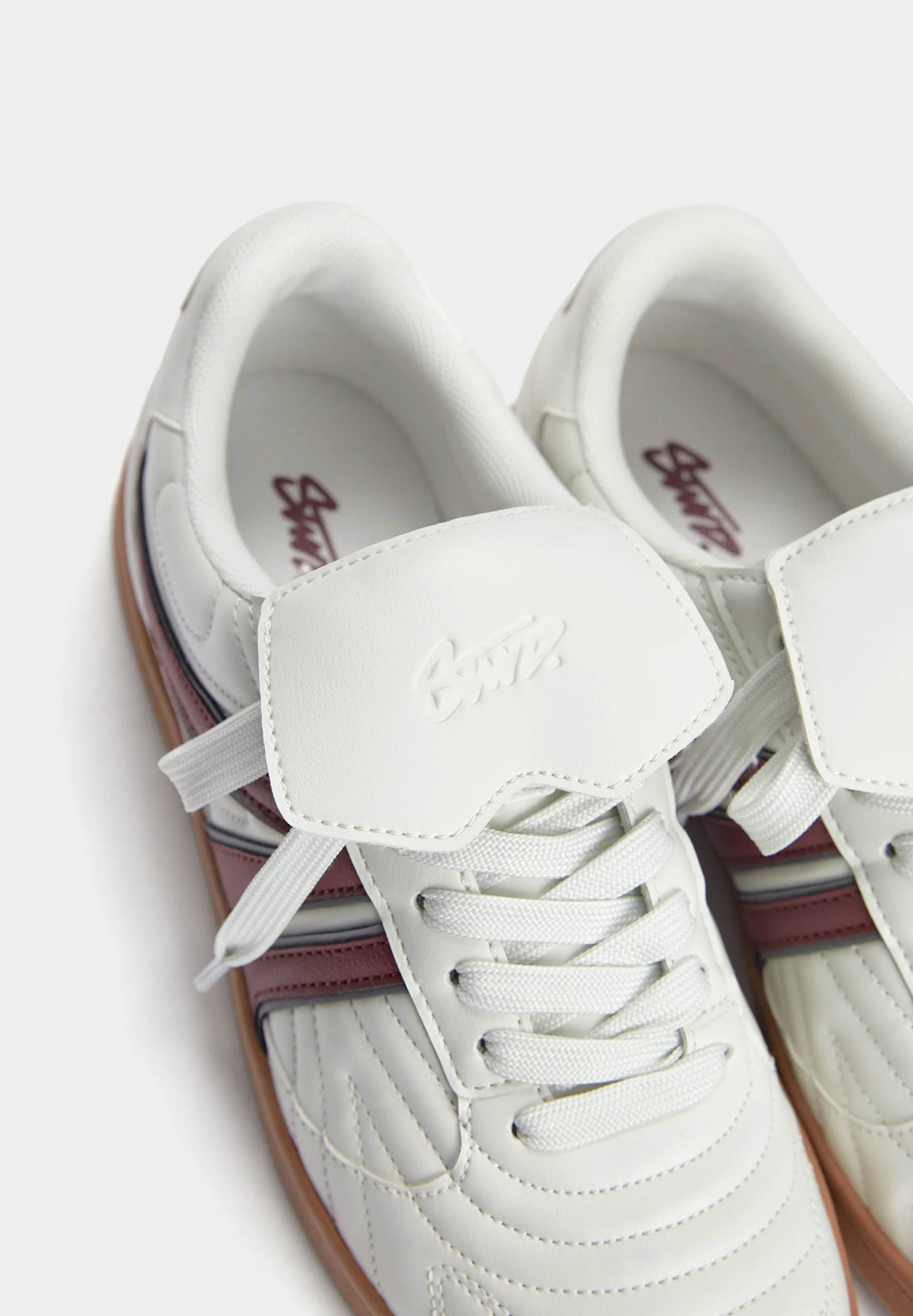 PULL&BEAR RETRO CON LENGÜETA - Zapatillas bajas