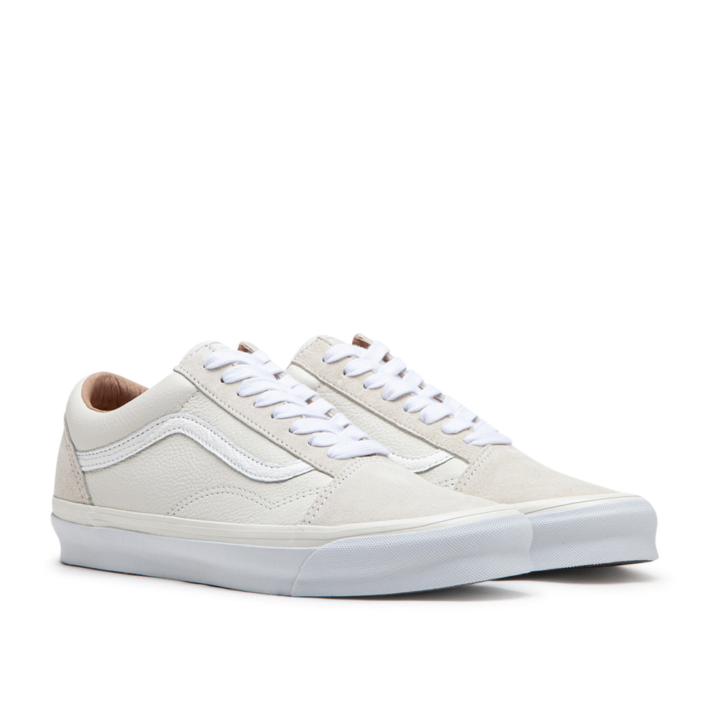 Vans OG Old Skool LX VN0A5FBEWHT1 / weiss