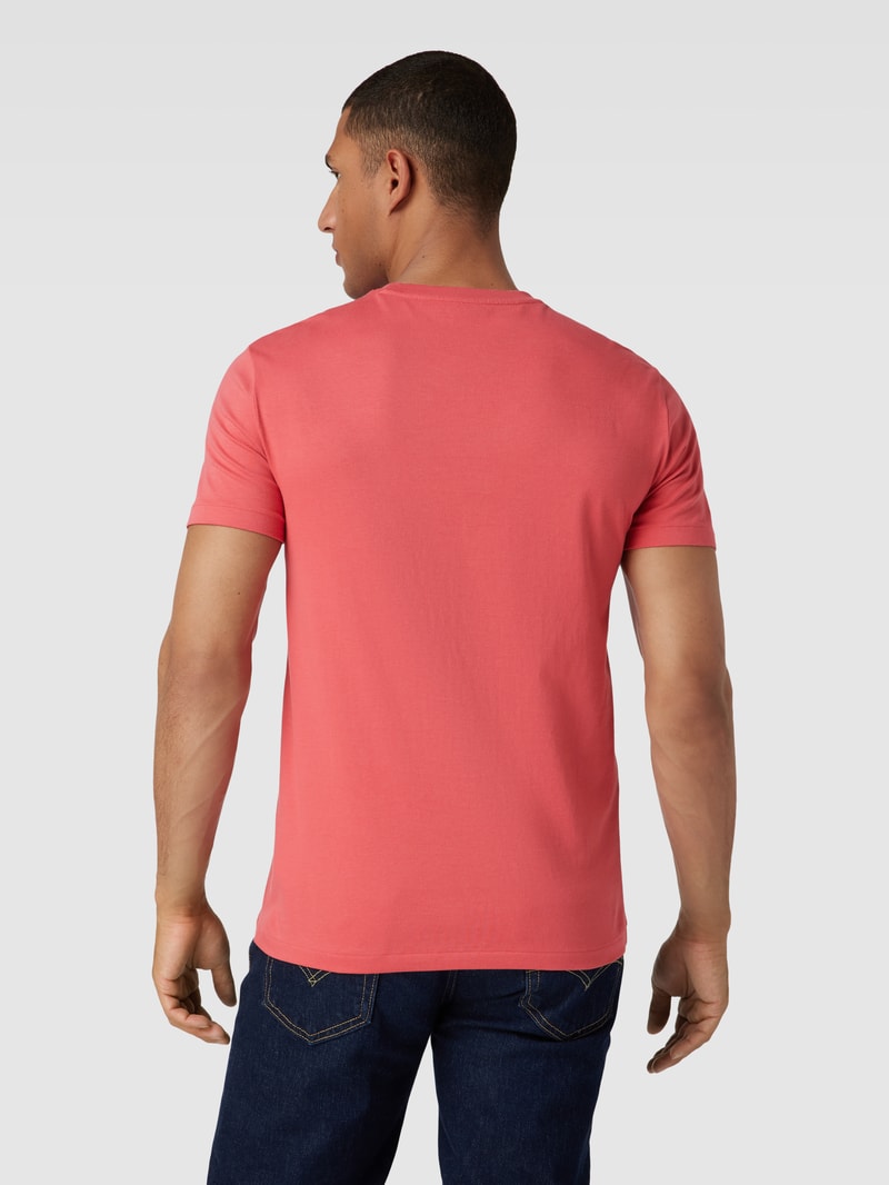 T-Shirt in Melange-Optik in rot