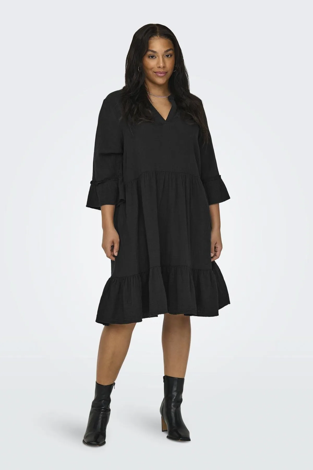 Only Carmakoma  Kleid mit Schößchen Normal geschnitten Splitneck Curve Kurzes Kleid