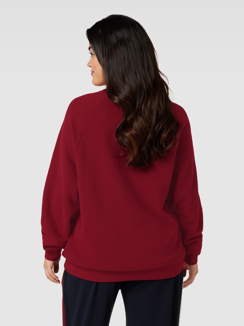 PLUS SIZE Sweatshirt mit Label-Print in dunkelrot