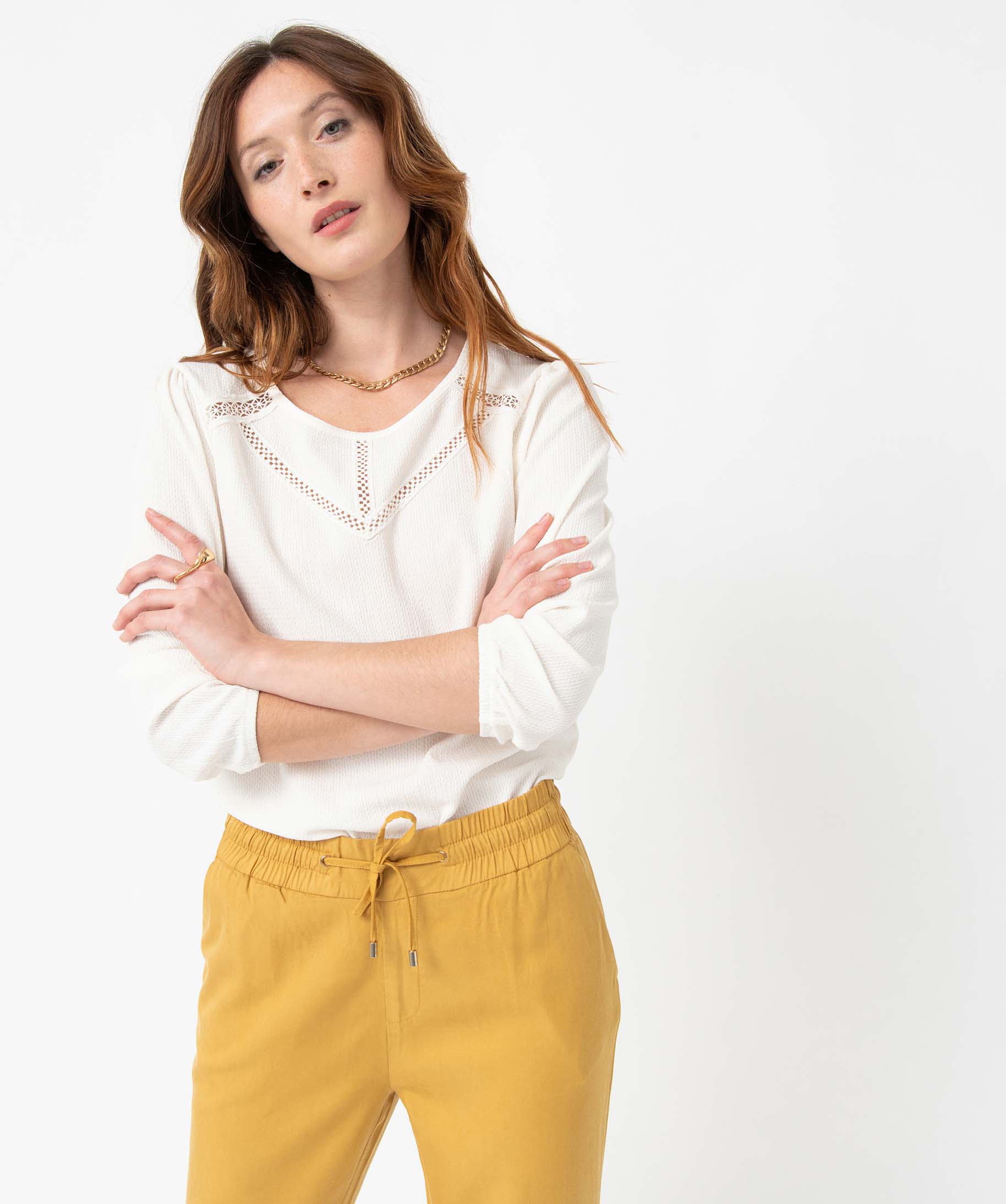 Tee-shirt femme à manches longues en maille texturée ecru | GEMO