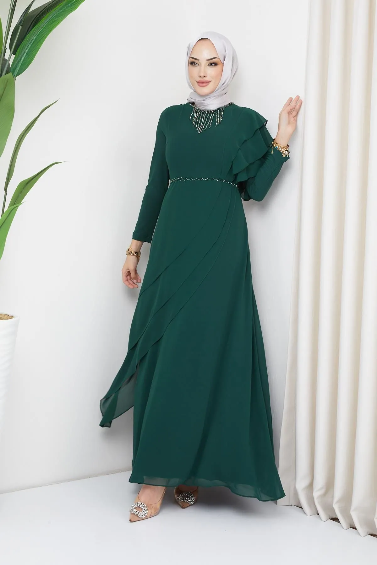 Olcay  Perlen- und Schwungrad-detailliertes Chiffon-Hijab-Abendkleid GRÜN 1652