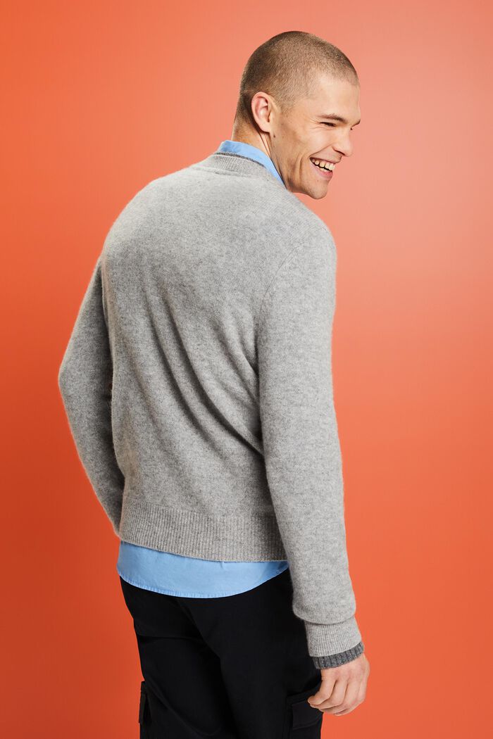 Kaschmirpullover mit Rundhalsausschnitt