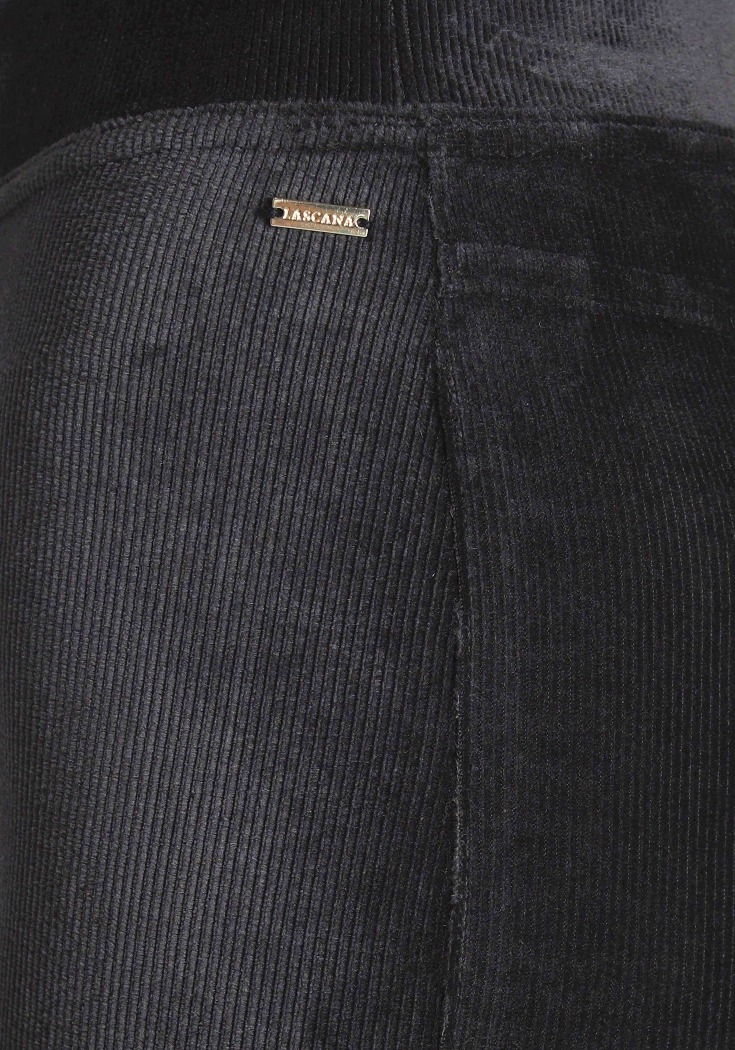 LASCANA Leggings aus weichem Material in Cord-Optik, Loungewear