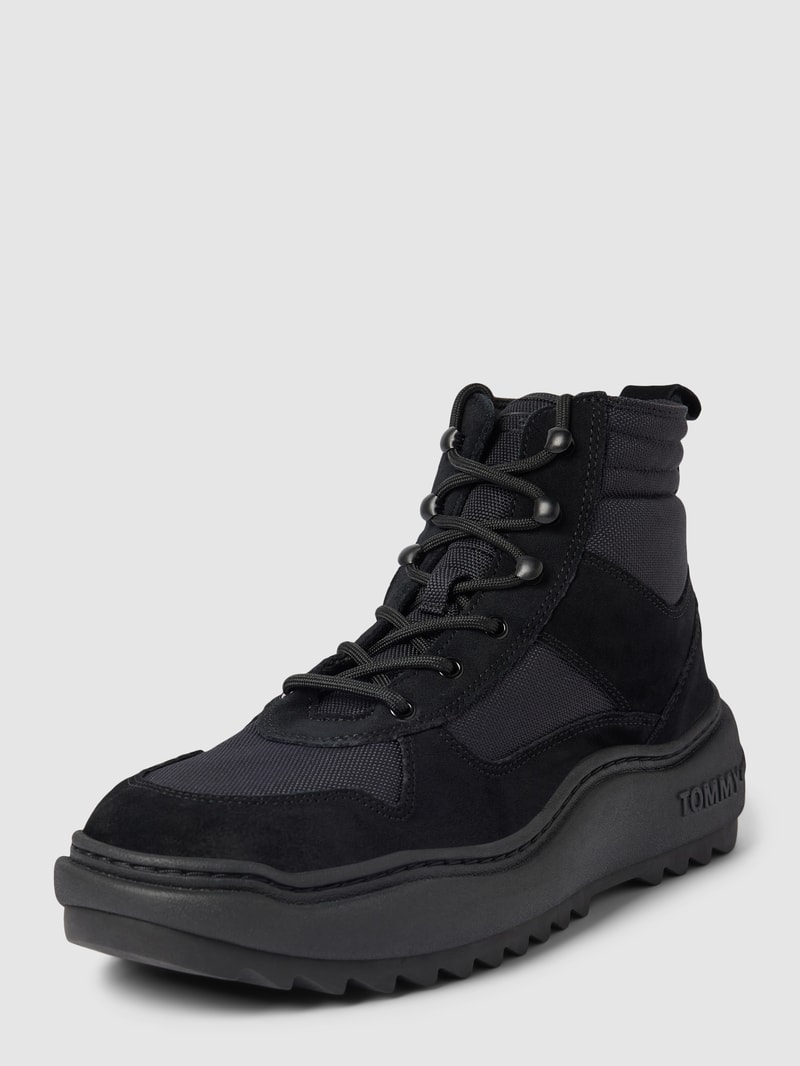 Boots mit Label-Details in schwarz