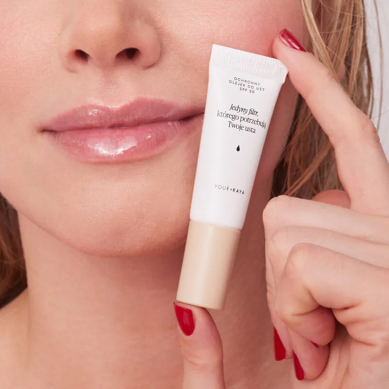 Προστατευτικό λάδι χειλιών Your Kaya SPF 50 Nude Glow