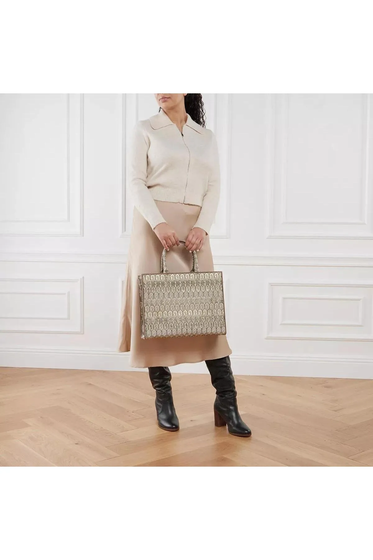 FURLA  Opportunity L Tote Toni Farbe Gold