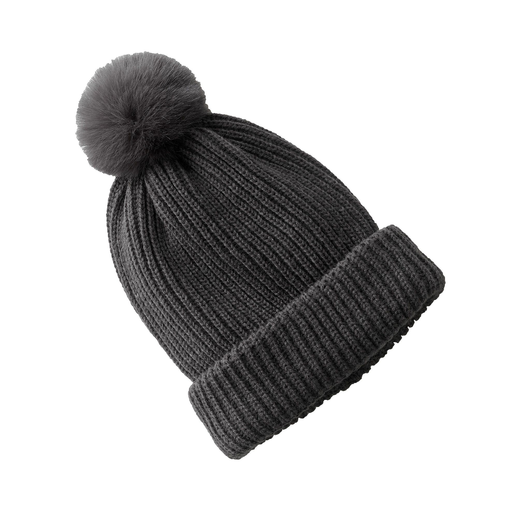 Bonnet en maille avec pompon