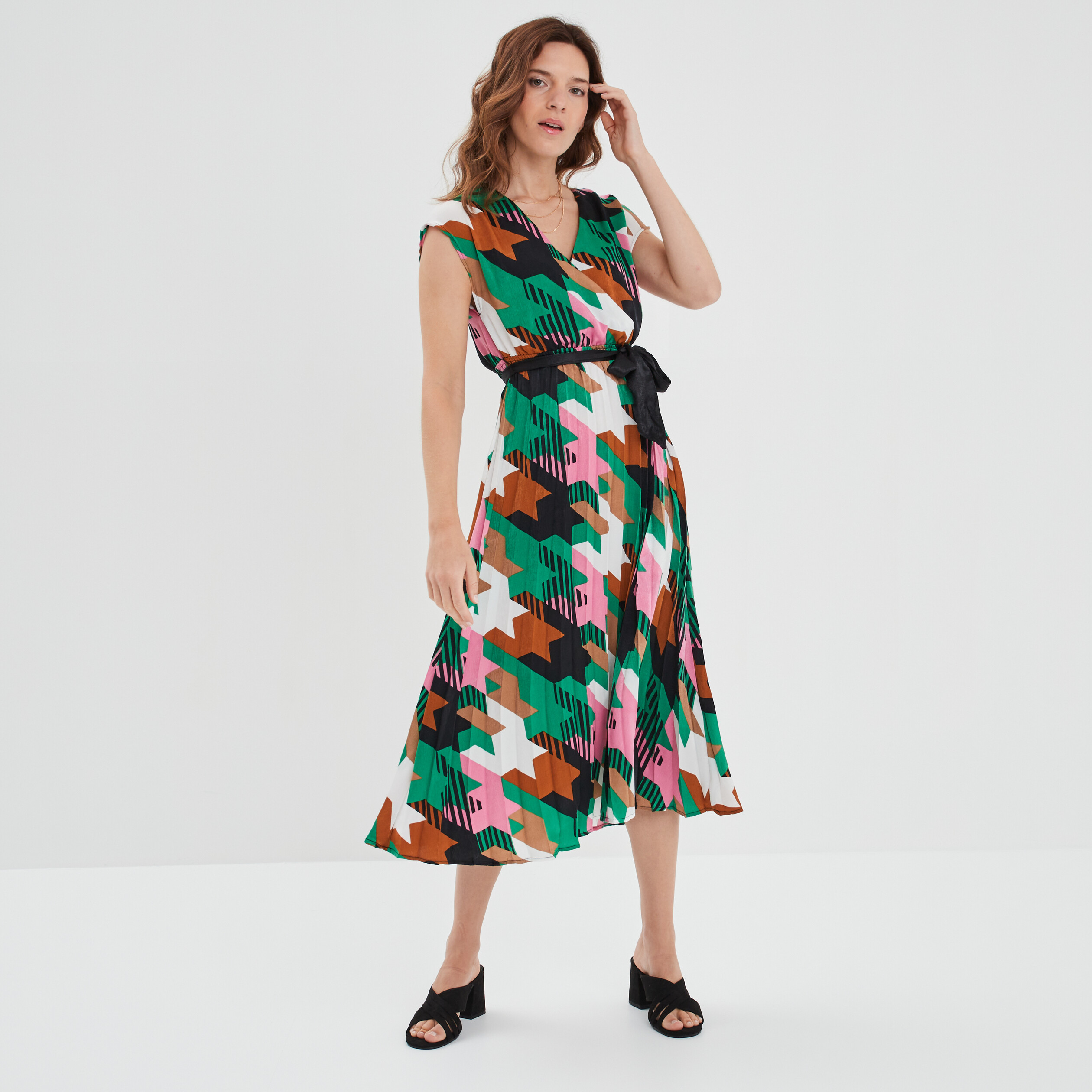 Robe longue évasée plissée et ceinturée ecru femme | La Halle
