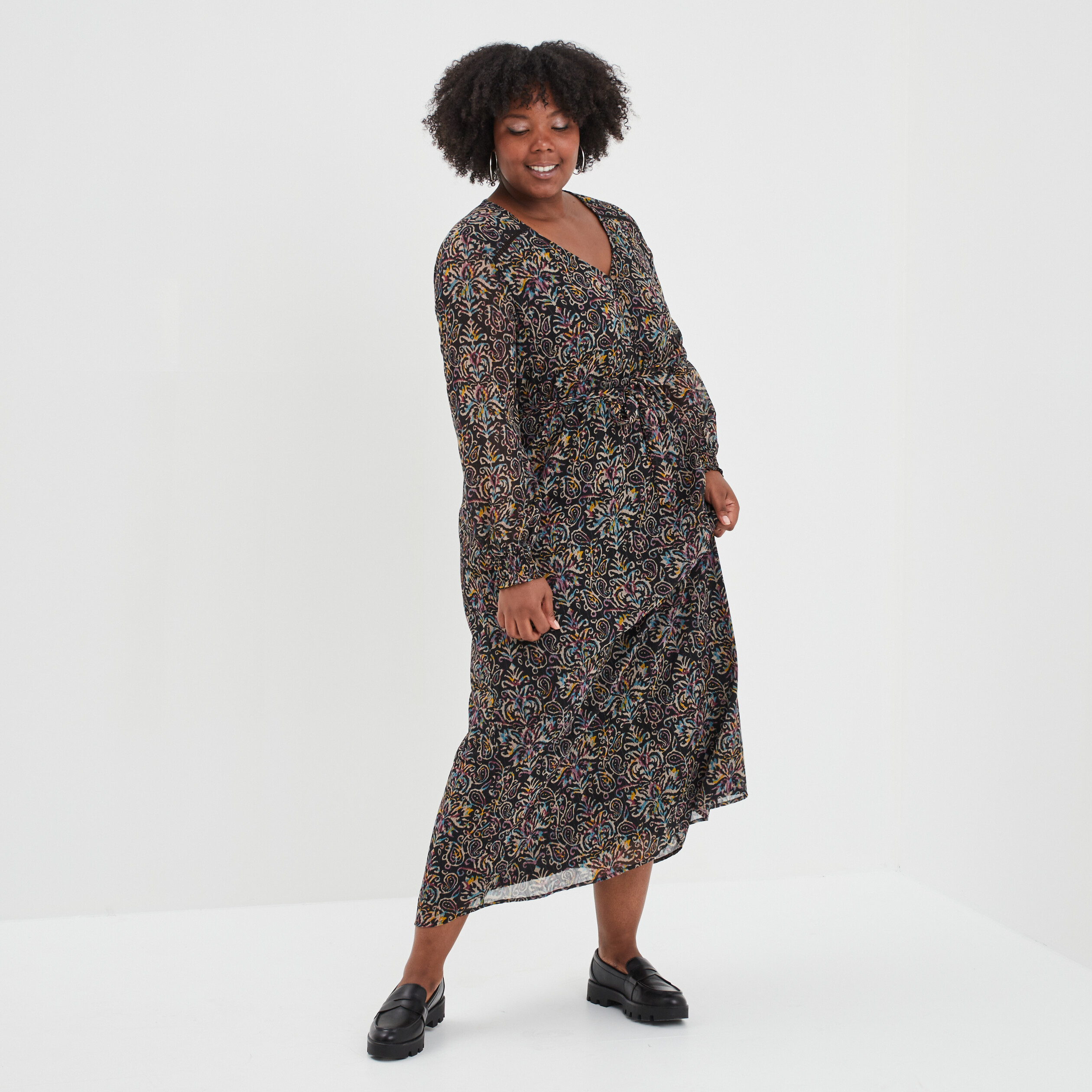 Robe longue ceinturée fils métallisés noir femme grande taille | La Halle