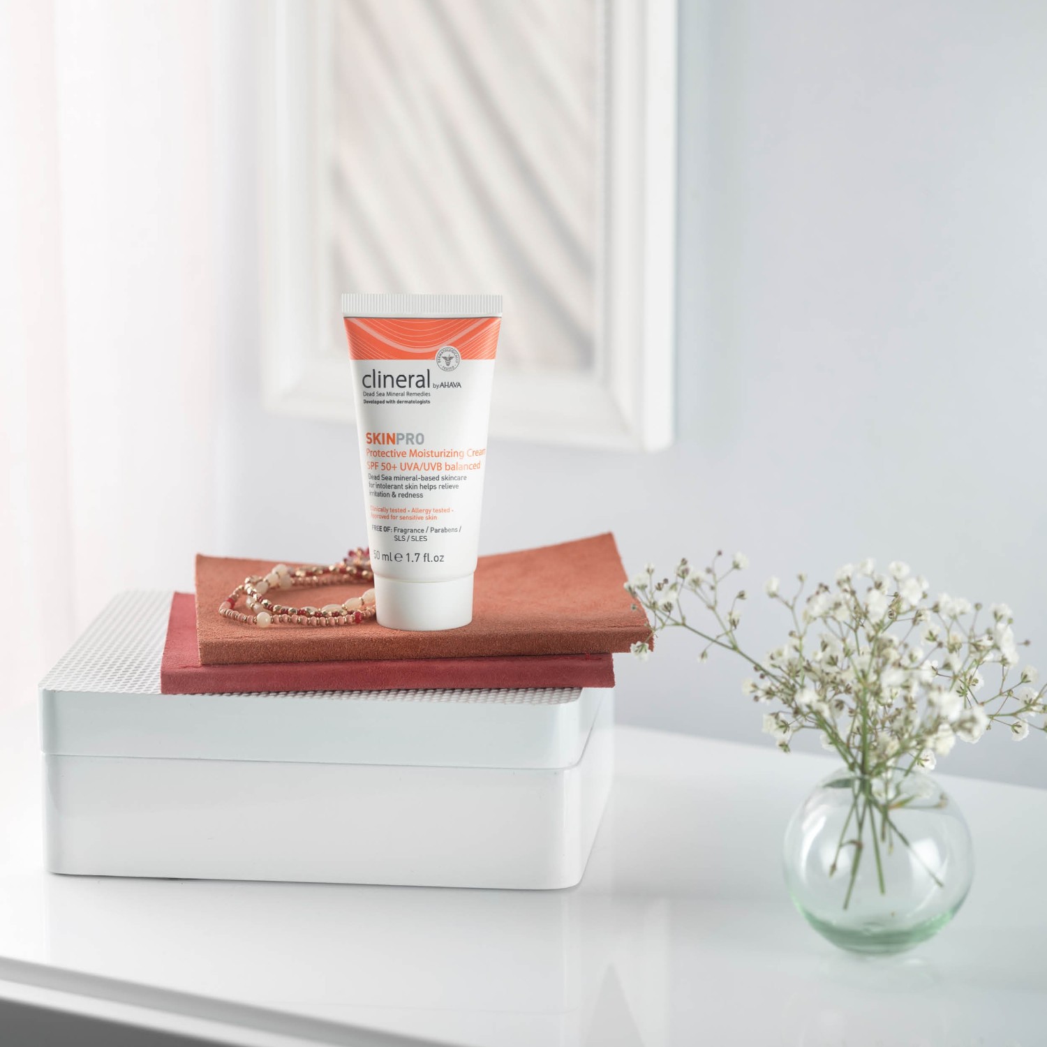Clineral Clineral SKINPRO Beskyttende Fugtighedscreme SPF50