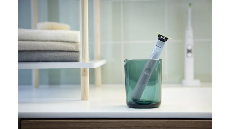 PHILIPS Rasierer OneBlade 1st Shave