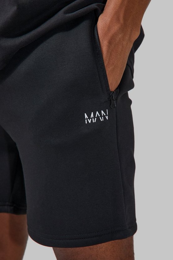 Man Active Muscle-Fit Shorts