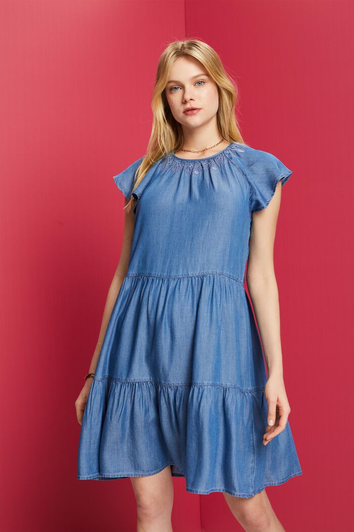 Dresses light woven