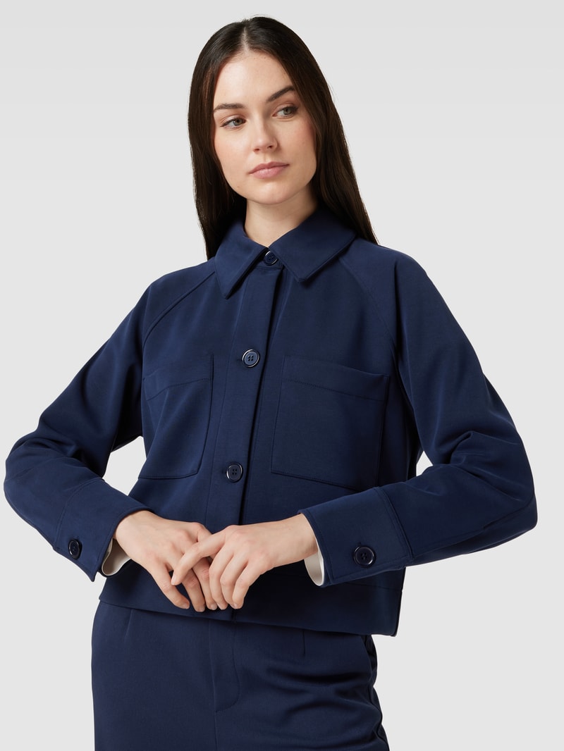 Blazer mit aufgesetzten Taschen in marineblau