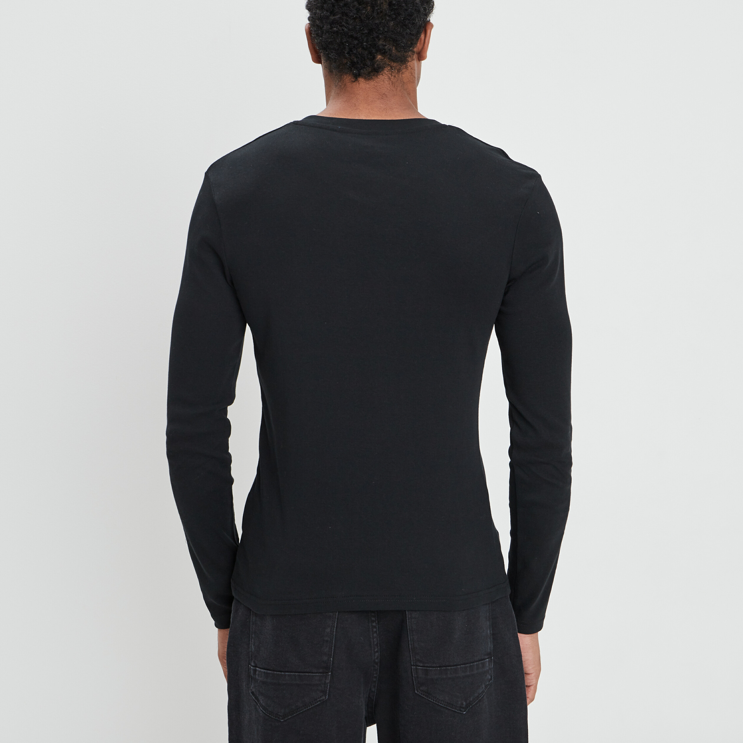 T-shirt manches longues col V noir homme | La Halle