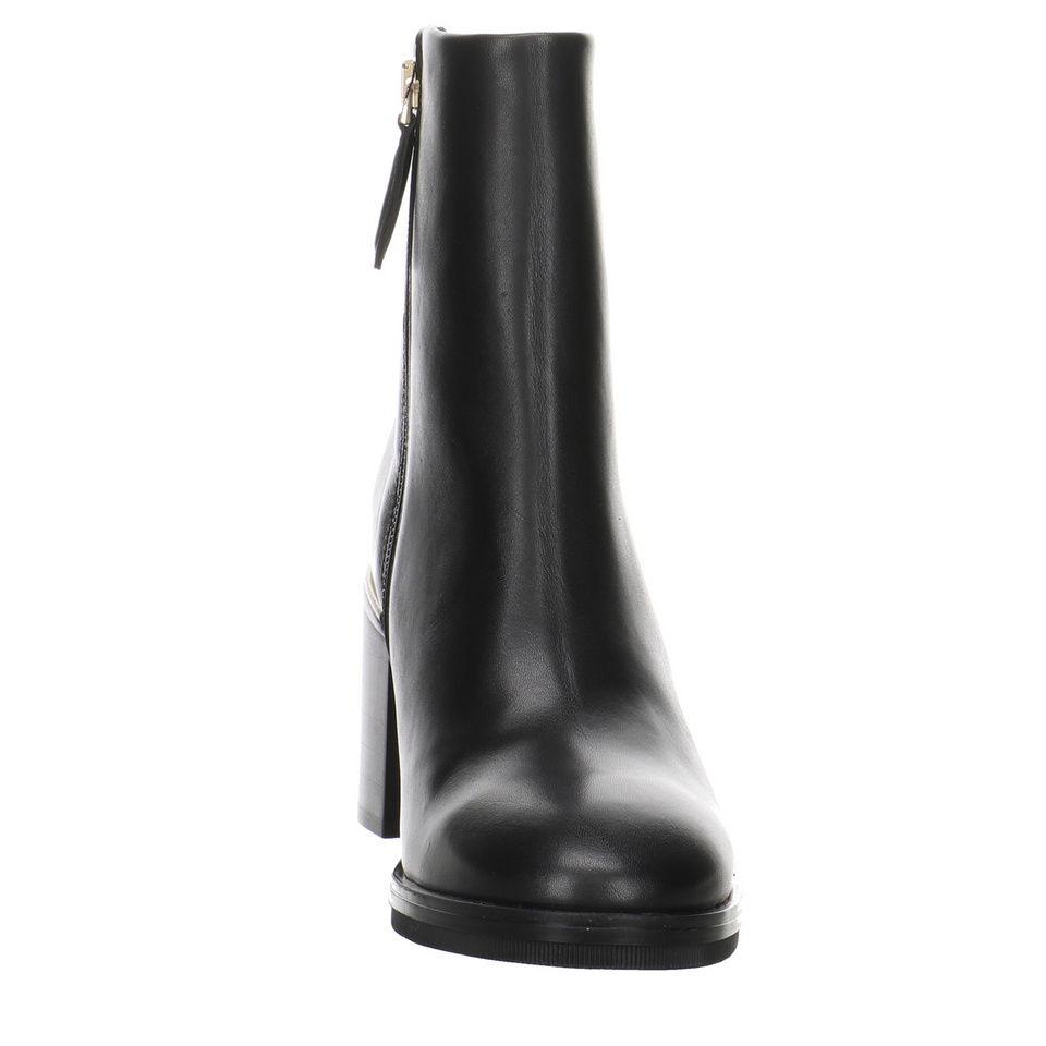 Tommy Hilfiger Feminine TH Hardware Mid Bootie