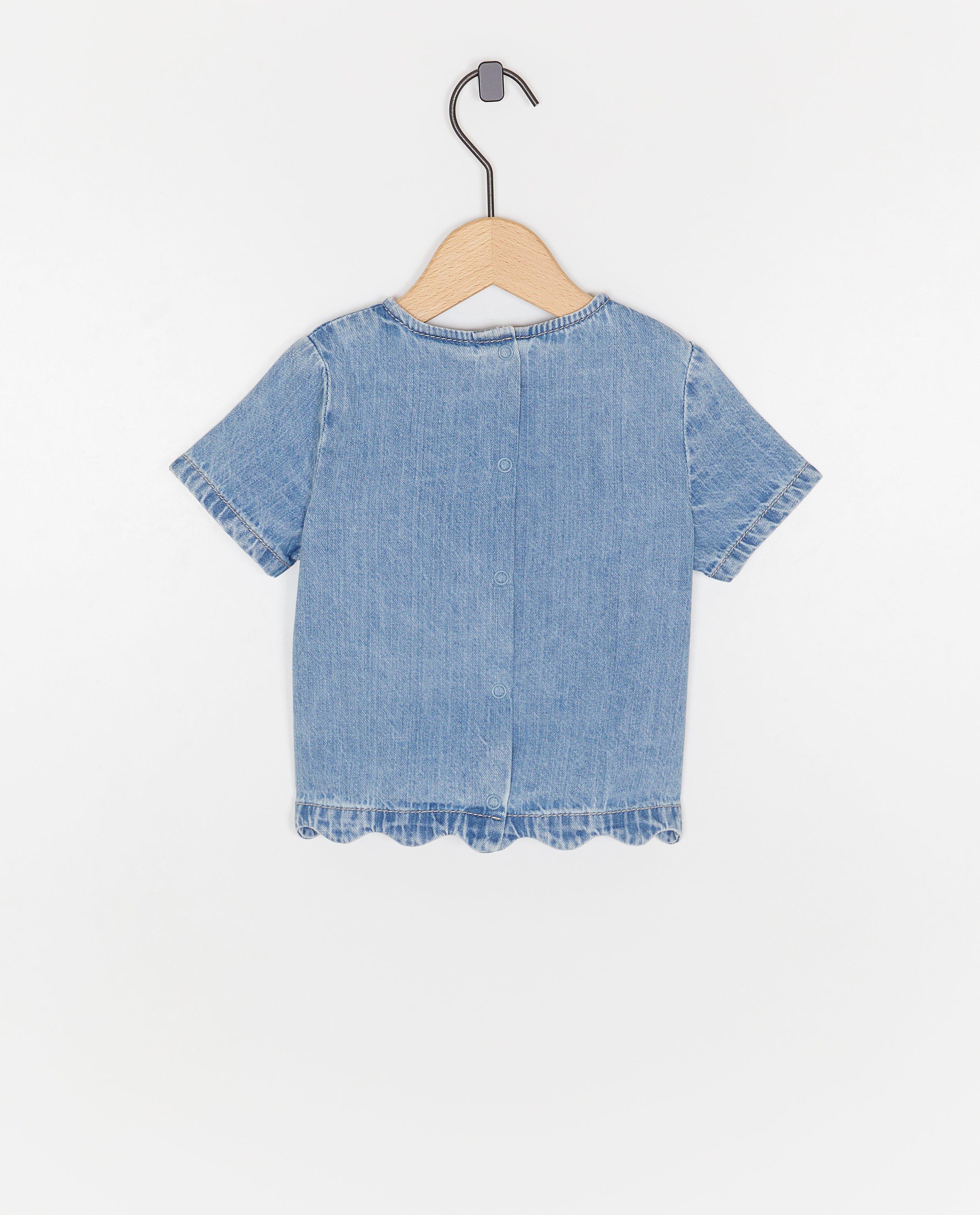 Bluză din denim Cuddles and Smiles albastru deschis